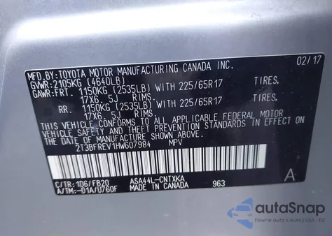 2017 Toyota Rav4 Le z USA, uszkodzony, nr VIN 2T3BFREV1HW607984